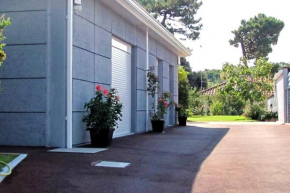 Maison de 2 chambres avec jardin clos et wifi a Le Verdon sur Mer a 3 km de la plage